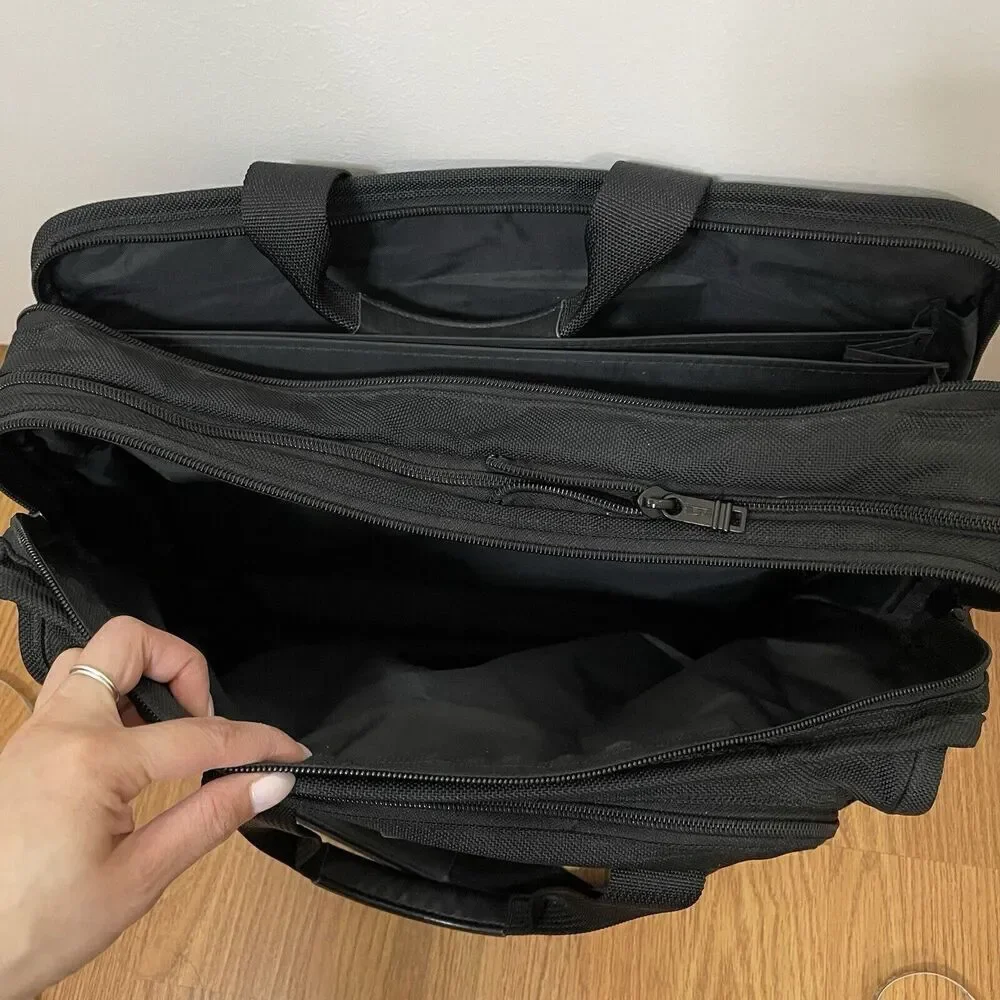 TUMI black nylon full zip messenger expander portfolio crossbody briefcase bag